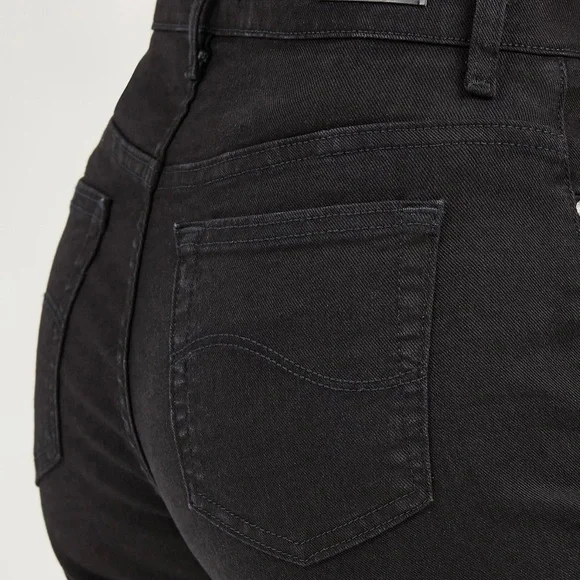 Lee Straight Leg Relaxed Waist Black denim Jeans size 12 Long 
Festival - Picture 7 of 11